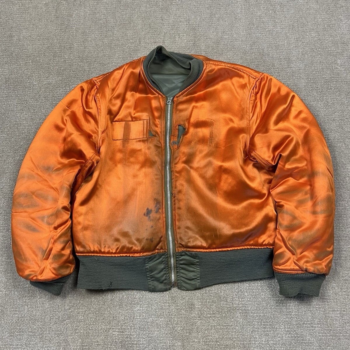 Vintage 70s Military USAF L-2B Bomber Jacket Flying Light Zone