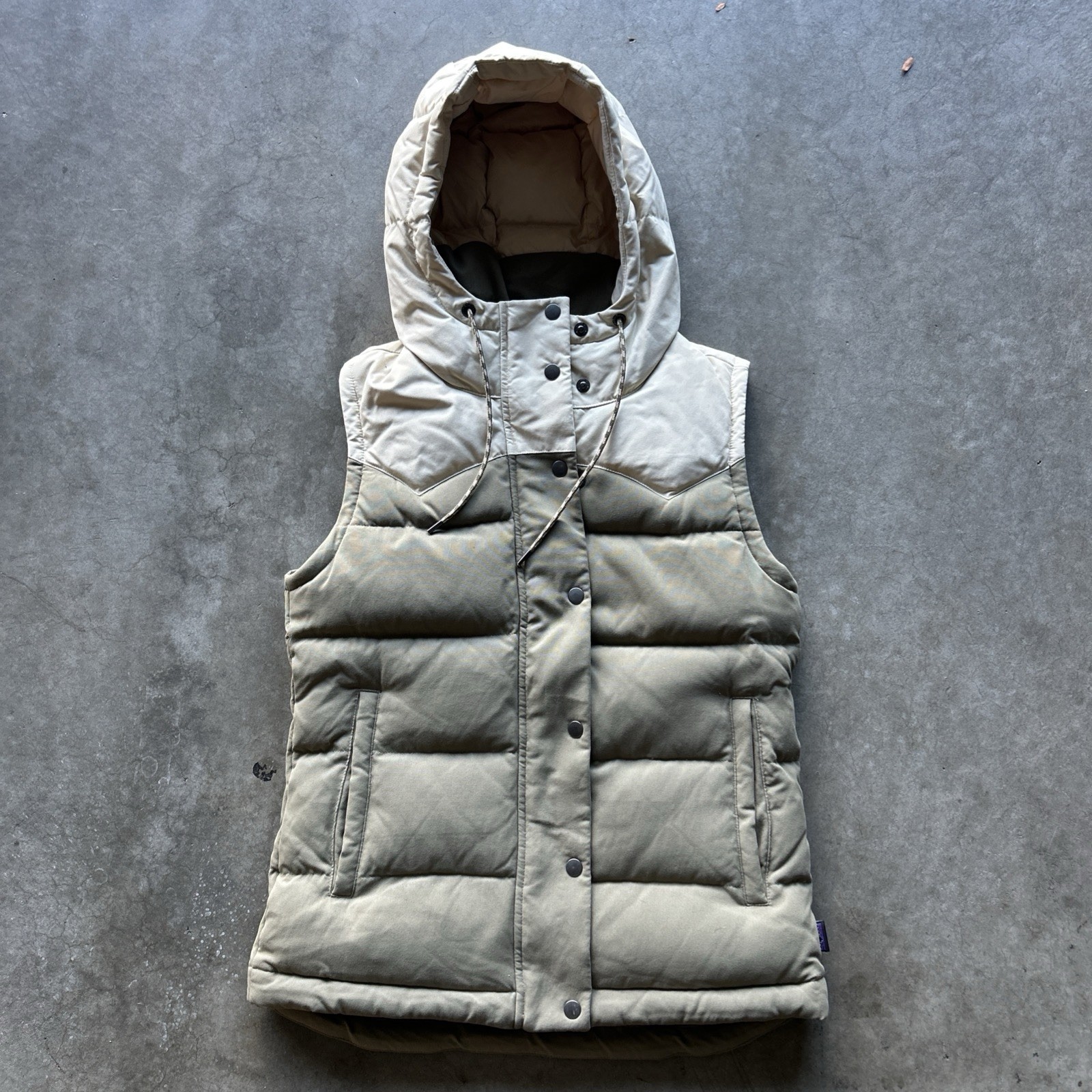 Patagonia Vest Womens XS Bivy Down Hooded Goose Down Puffer Outdoor Hiking