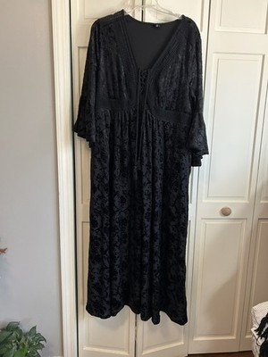 Torrid Black Burnout Velvet Maxi Dress 2X Lace Up Bell Sleeve Whimsigoth 
