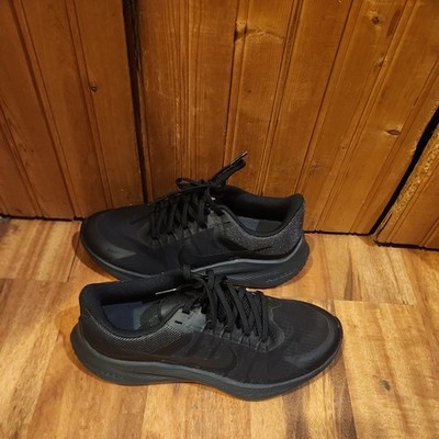 Nike women's winflo 8 size 7 All black Brand new without box or tags