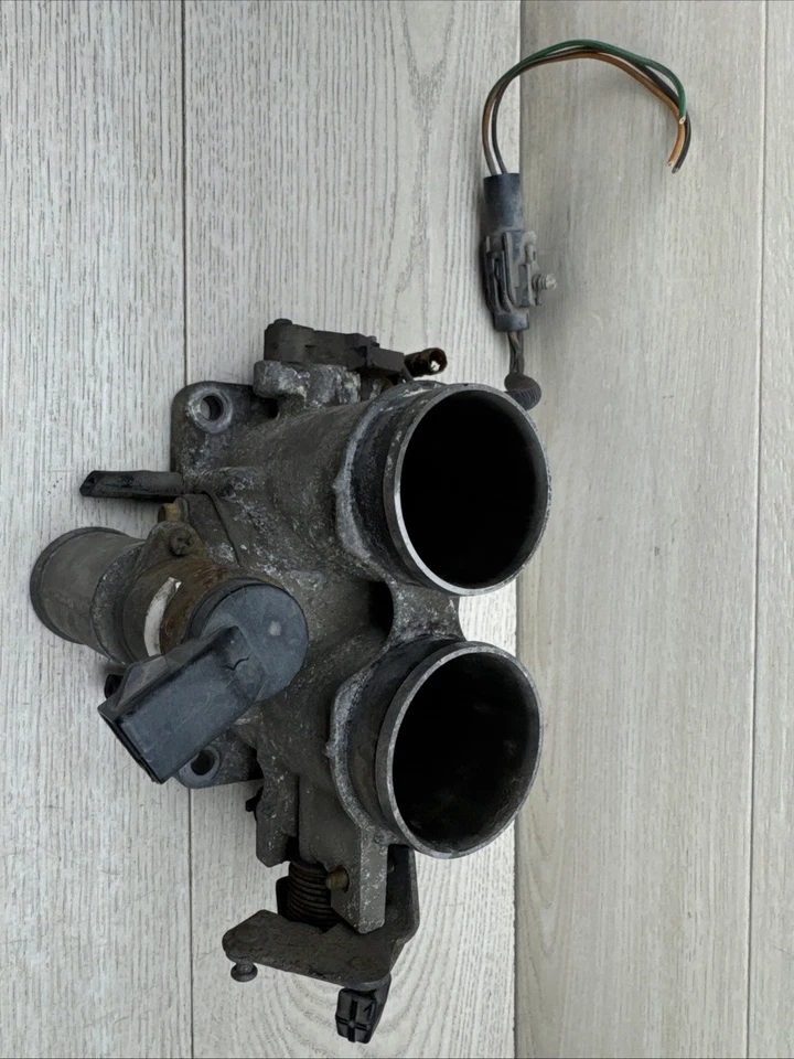 Camioneta Ford F150 F250 1988-1996 camioneta pickup 5,0 5,8 doble diámetro carrocería del acelerador OEM Foto 2 de 4