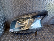 Feu avant (phare) Renault TRAFIC