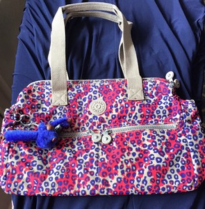 qvc kipling bags