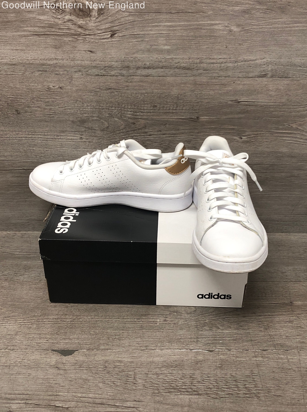 adidas Womens Advantage Tennis Shoes White Gold Sz 8.… Gem