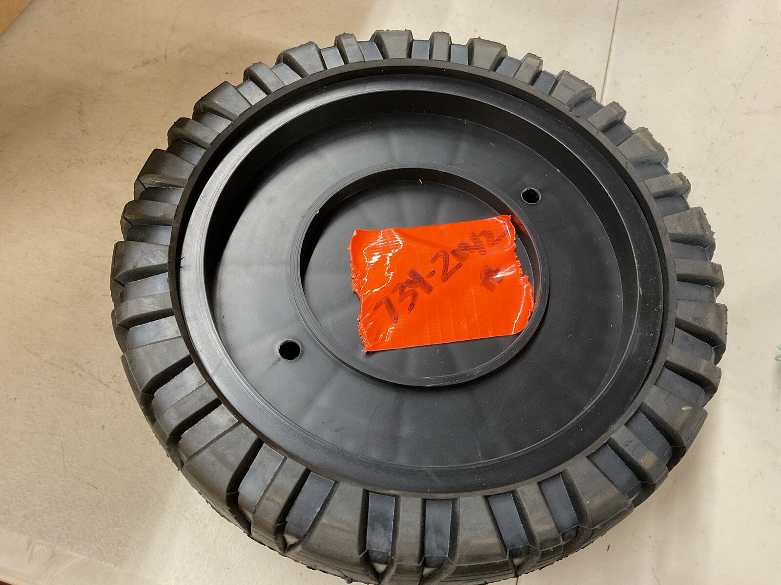New MTD 734–20428 mower wheel