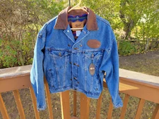 NWT ID International Denim Lined Jean Jacket Sz. M  W/ Snap Plaid Lining  NEW