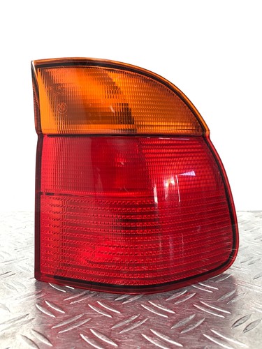 Rückleuchte Heckleuchte Rücklicht Schlußleuchte rechts außen BMW E39 8361672