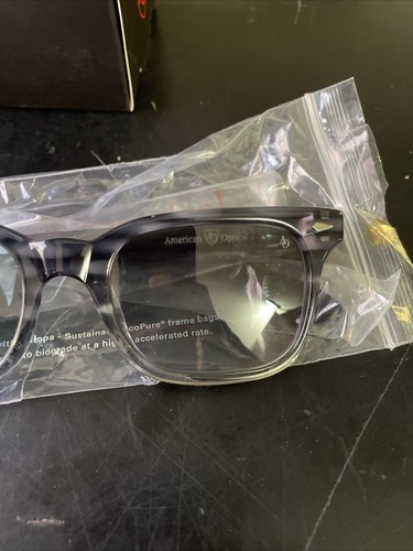 AO Tournament Sunglasses - AOLite Nylon Lenses Gray 52-20-145 W/ Case - Picture 2 of 13