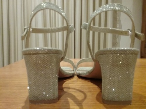 Easy Steps Unison Soft Gold Shimmer Sandal Size 7C LADIES SHOES - Picture 10 of 12
