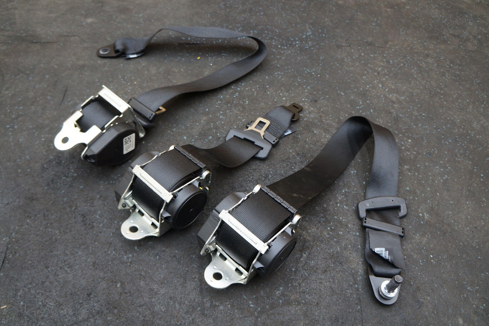 Set of 3 Rear Seat Belt Retractor Black 670017440 Maserati Ghibli M157 2014-17+