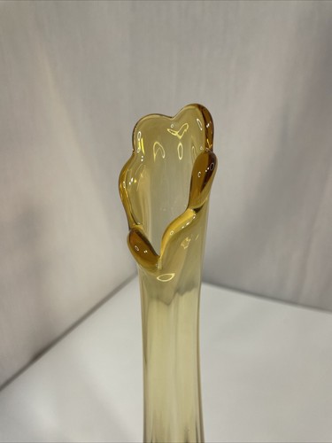 Viking Mid Century Amber Glass 6 Petal Swung Vase 16” Tall Vintage Excellent - Picture 4 of 6