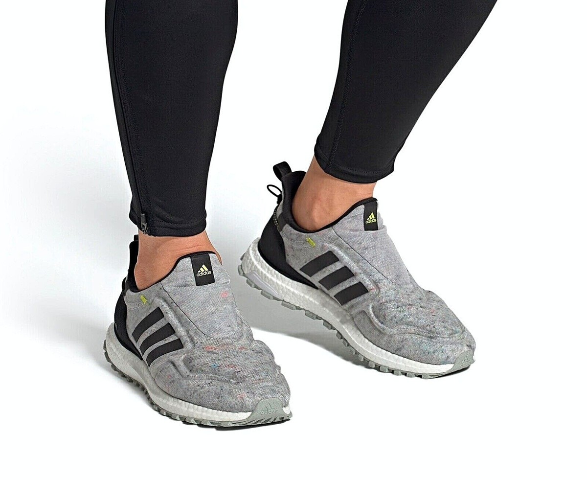 Adidas UltraBoost Cold RDY LAB Laceless Running Shoes Grey FZ3982 Mens NEW Adidas UltraBoost Cold RDY LAB Laceless Running Shoes Grey  main image 3