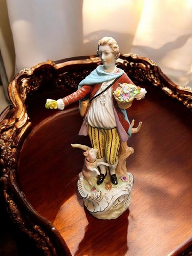 ANTIQUE DRESDEN SAXONY PORCELAIN 11" MALE FIGURINE with DOG, CARL THIEME - Picture 1 of 13