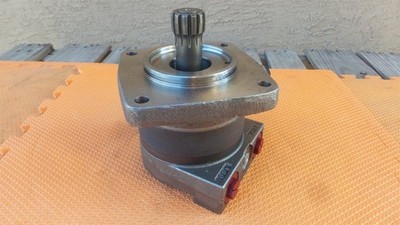 Bobcat 6681605 Drive Motor 161-0079-005 6657024 6649128 Skid Steer