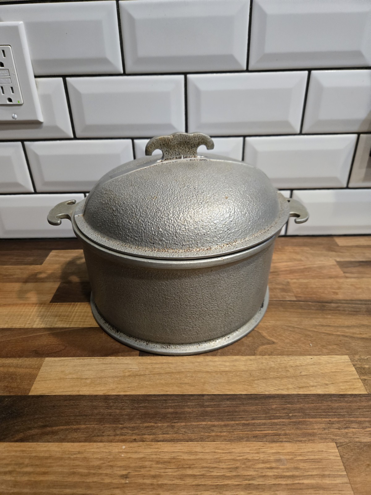 Guardian Service Aluminum Ware. Covered Dual- Purpose Cookware