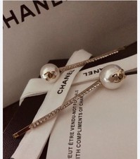CHANEL Faux Pearl  Strass Hair Pins   Gold   Elegant   Pretty - RARE 2x 
