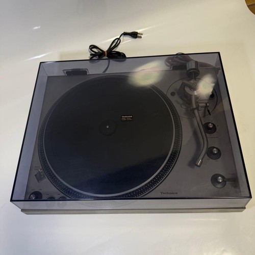 Technics SL-1300 DIRECT DRIVE AUTOMATIC PLAYER SYSTEM with EPC-270C EPS-270C