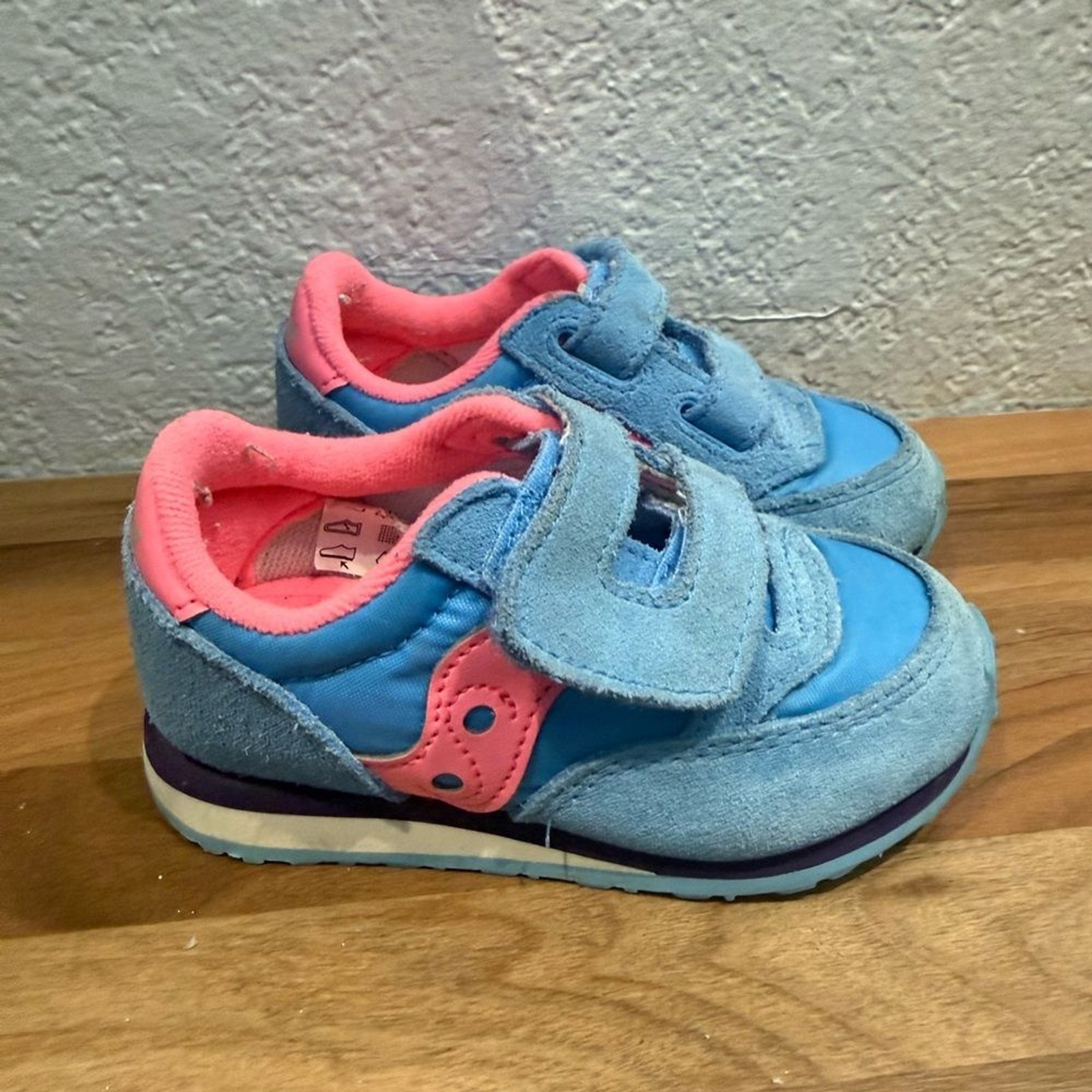 Saucony Baby Jazz Blue and Pink Sneakers size 7 thumbnail 2