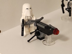 Lego Star Wars 75138 Hoth Attack Minifigures Only- Han Solo, Rebel Trooper -Read