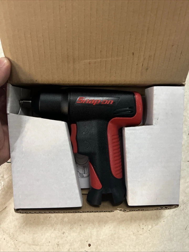 Snap on CT561 DB 7.2 Volt 3/8” Cordless Impact Wrench, Brand new, - Image 2 of 3