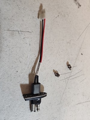 Motorola Astro , Spectra, Plus, power cord plug Connector Police Car Radio