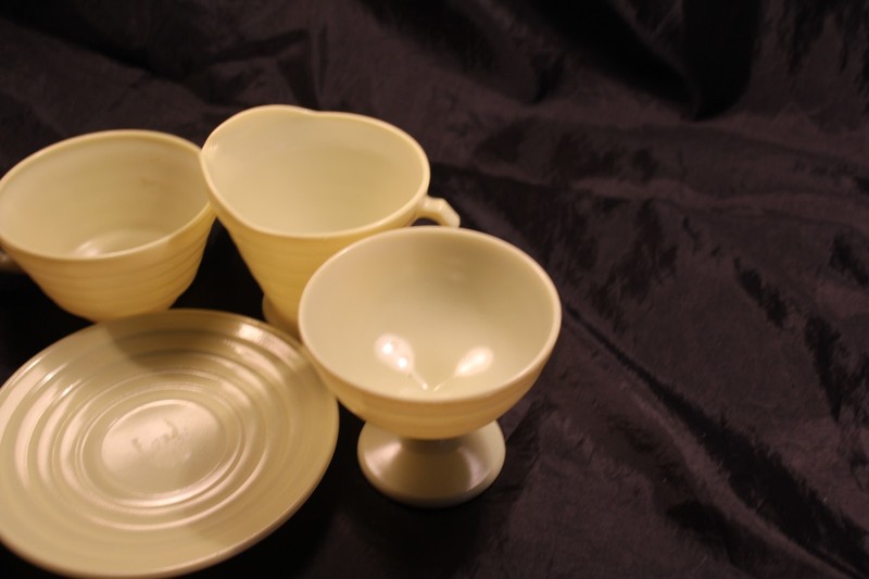 Yellow Moderntome Cup-Saucer -sherbet-Platter-5pcs