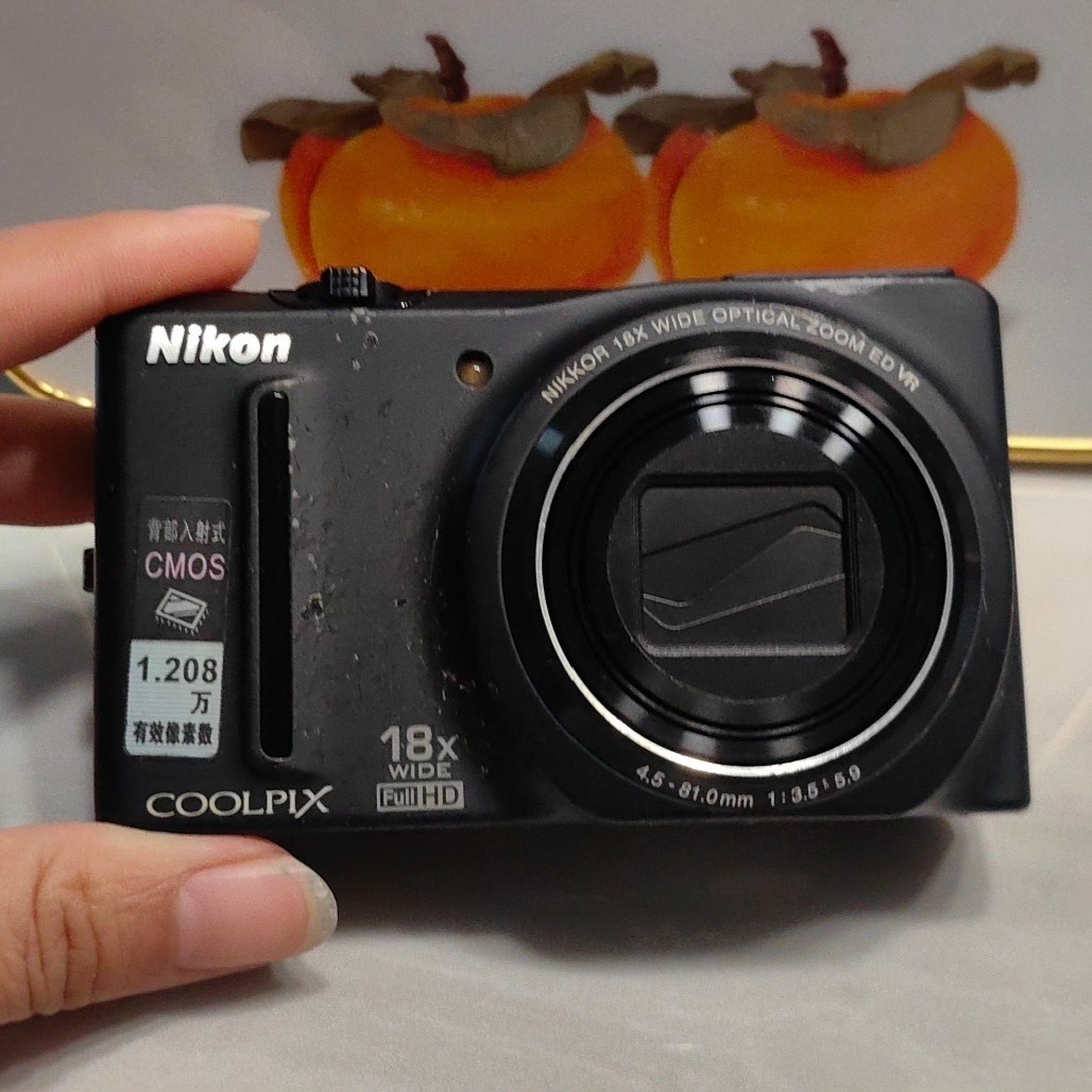 Nikon Coolpix S9100 Digital Camera 12.1MP 18xOptical Zoom with