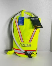 CamelBak 62599 Hi-Viz 70 oz/2L Lime Green New With Tags!