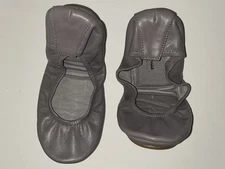 Storehouse Flats size 5 Foldable Ballet Flat Leather Shoe Gray Woman’s Shoes
