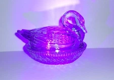 Wilkerson Glass Blue Glow Swan Covered Candy Dish UV Reactive Glows Pink