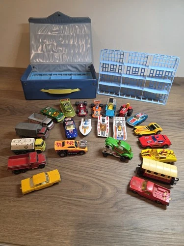 VINTAGE 1970s Matchbox Superfast 24-Car Carry Case w/ 23 Mixed Era Diecast Cars