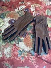 isotoner womens gloves