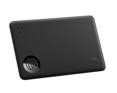 Life360 Tile Slim ein schlanker Smart Tracker und Tag in Kartenform in Schwarz. Prevents