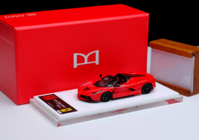 1/64 DMH フェラーリ ラフェラーリ アペルタ 赤 DMH 1/64 Scale Red LaFerrari Aperta Convertible Sports Car Model