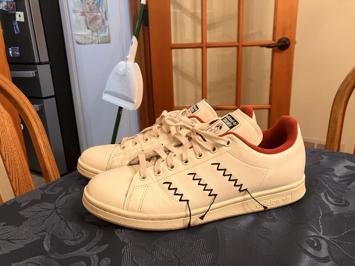 Disney x adidas Stan Smith Pinocchio for Sale | Authenticity