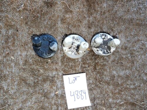 Vintage Briggs & Stratton 5 HP Engine Parts Accessories Oil Fill Check Plugs - Picture 3 of 7