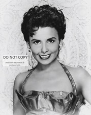 LENA HORNE LEGENDARY ENTERTAINER - 8X10 PUBLICITY PHOTO (CC-863)