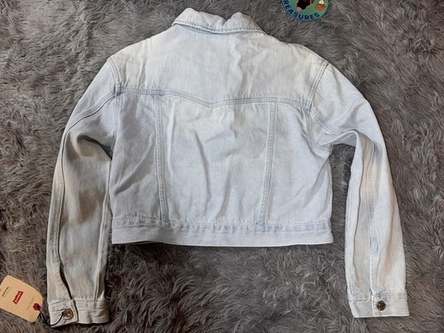 Levi’s Silvertab Youth Large Crop Denim Jacket Lightwash Blue Trucker VTG - Picture 10 of 12
