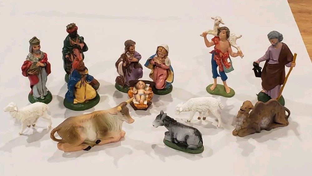 Vintage Italian Christmas Nativity Figurines Made in Italy some Depose 4