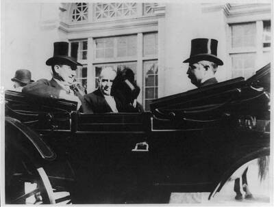 8'' x 10'' Photo 1901 The last photo ever taken of President McKinley, at Buffalo