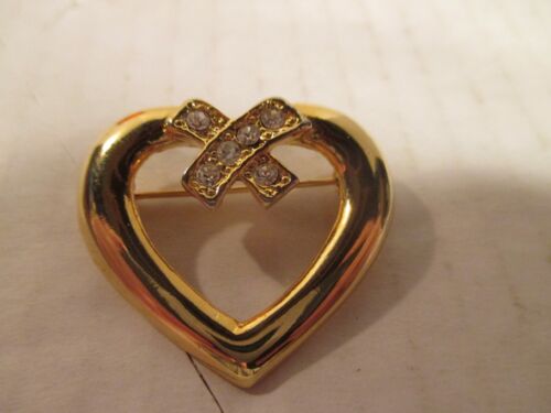 Vintage Heart shaped Clear Rhinestone Brooch/Pin - Picture 3 of 7