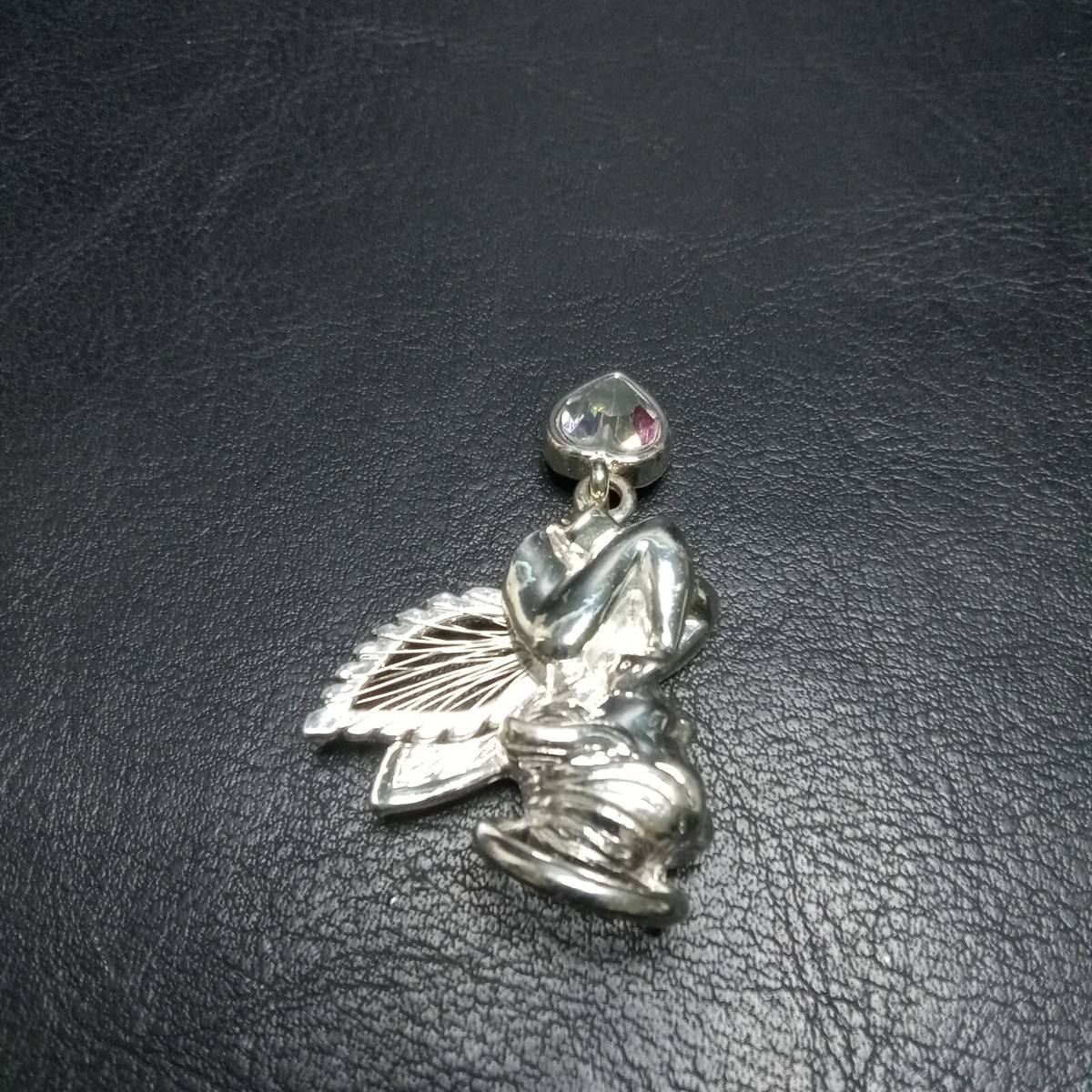 Vintage Signed AAi Angel AB Dangle Heart Crystal Pin Brooch