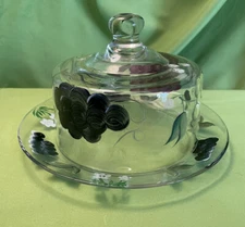 GLASS COVERED CHEESE & DESSERT DISH w/Hand Painted Grapes & Vines