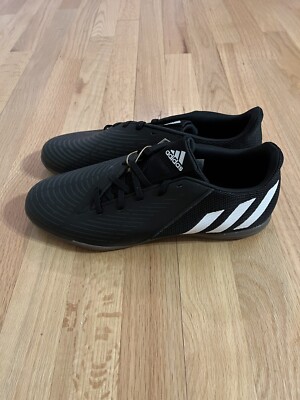 New Adidas Men s Size 9.5 Predator Edge.4 In Sala Black & White Soccer GX0024