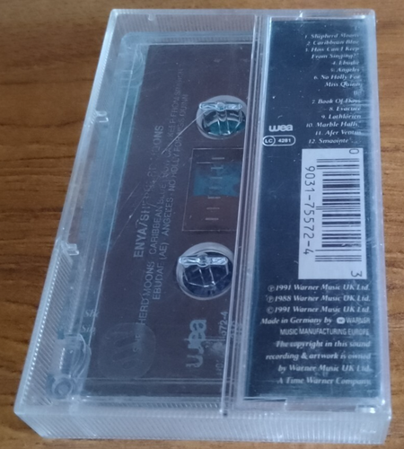 Enya - Shepherd Moons - Audio Cassette Tape - 1991 - 12 Great Tracks - Picture 4 of 4