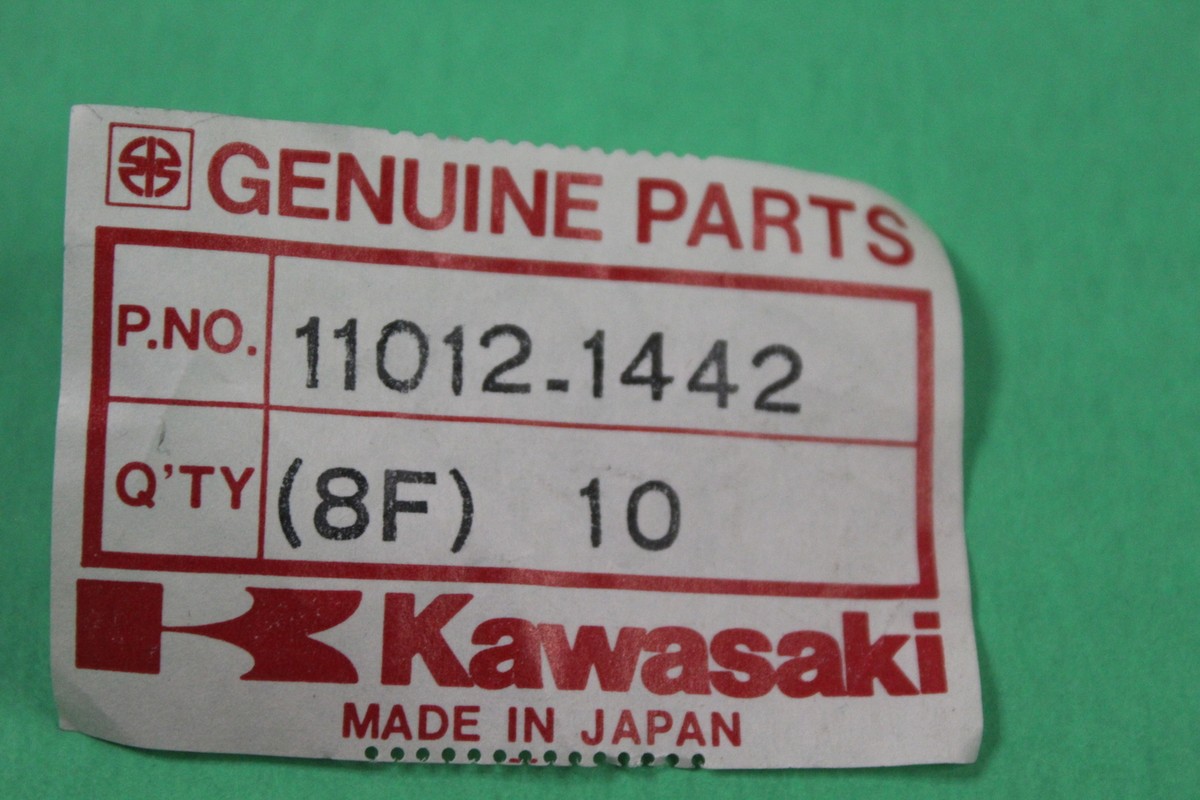 NOS Kawasaki OEM Steering Stem Cap 1985-1996 ZX-6 600R 11012