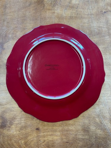 Plato de cena JCPenney Madden CORVELLA ROJO 11" festoneado 1 ea 5 disponible - Imagen 2 de 3