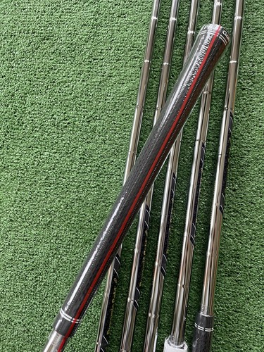 Srixon ZXi7 Irons 5-PW Stiff Flex Right Handed Mens Golf Clubs - Picture 8 of 8