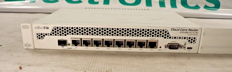 Router Microtik CCR1009-7G-1C-PC Cloud Core SIN FUENTE DE ALIMENTACIÓN Foto 2 de 4