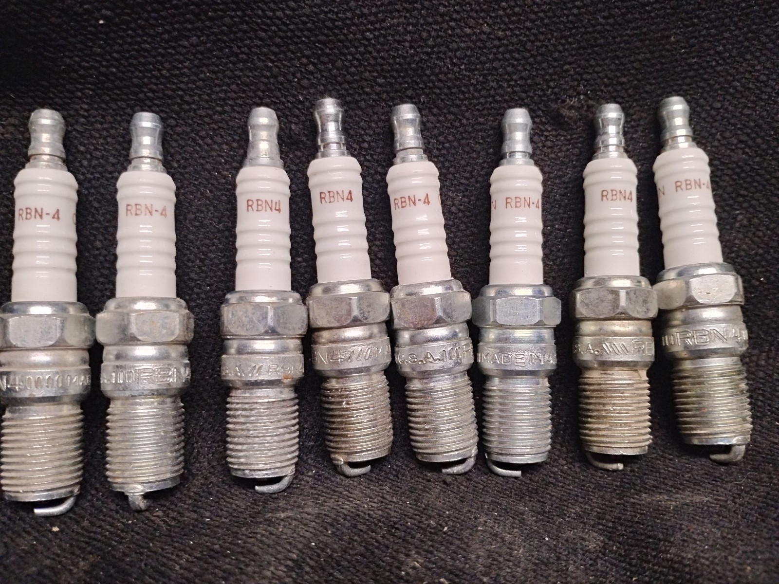 Champion RBN-4 Spark plugs Lot of 8 NOS